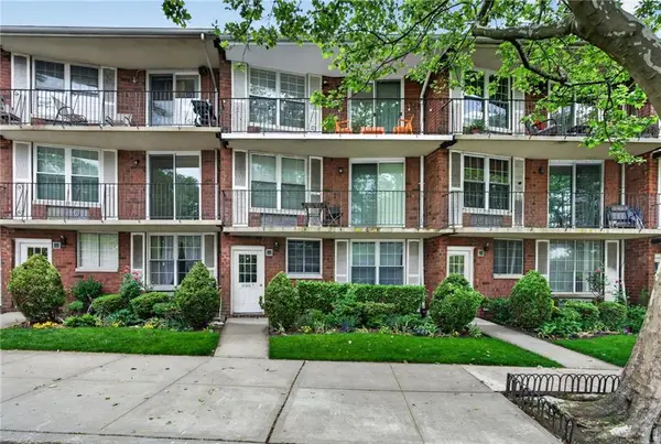 9967 Shore Road #7B, Brooklyn, NY 11209