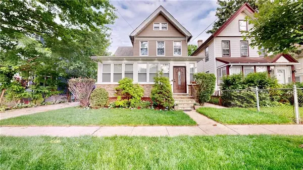 413 Heberton Avenue, Port Richmond, NY 10302