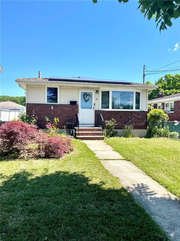 31 Chesterton Avenue, Staten  Island, NY 10306