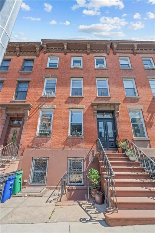 113 North Carroll Street #1, Brooklyn, NY 11231