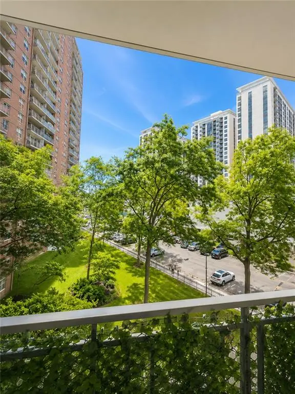 2928 West 5th St Street #5O, Brooklyn, NY 11224