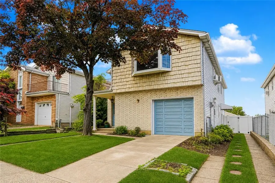 627 Lamoka Avenue, Staten Island, NY 10312 - #2
