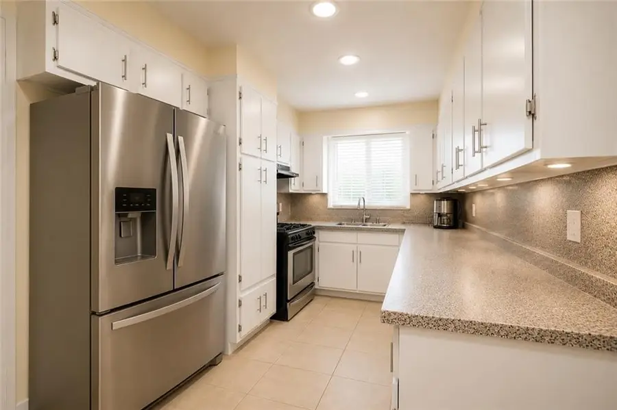 17 Bay 8th Street, Brooklyn, NY 11228 - #2