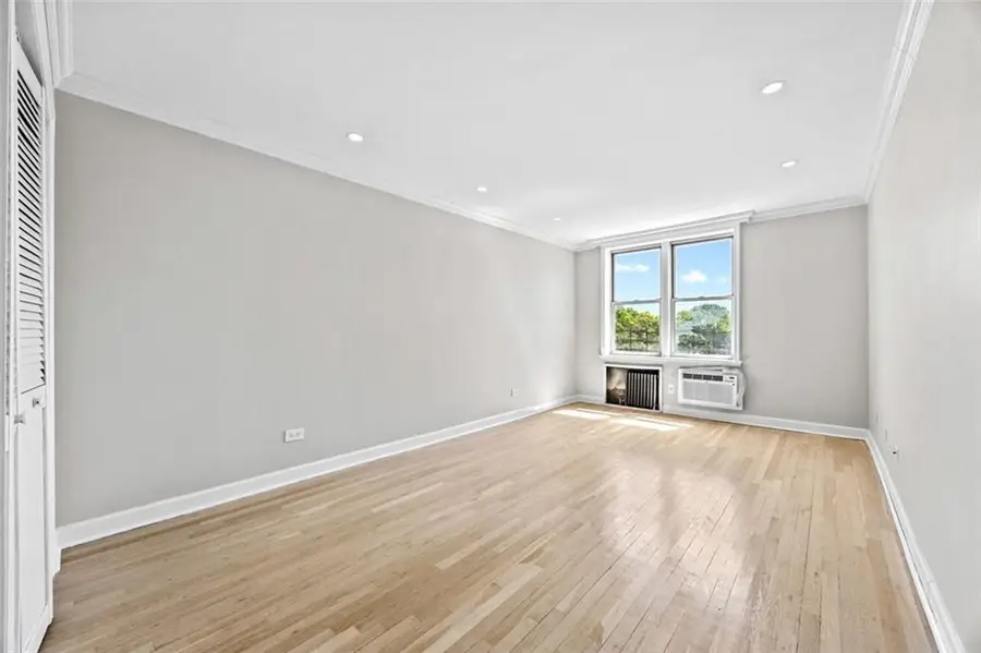 2580 Ocean Parkway #4D, Brooklyn, NY 11235 - #3