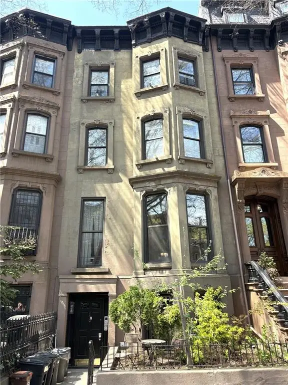150 6th Avenue, Brooklyn, NY 11217 - #1