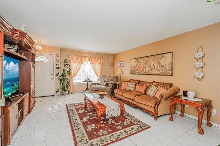 285 Robinson Avenue, Staten Island, NY 10312 - #2
