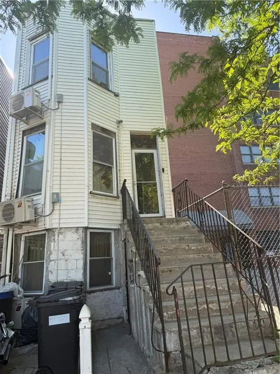 Address Withheld By Seller, Brooklyn, NY 11207