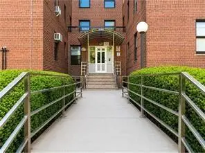 2645 Homecrest Ave Avenue #3G, Brooklyn, NY 11235