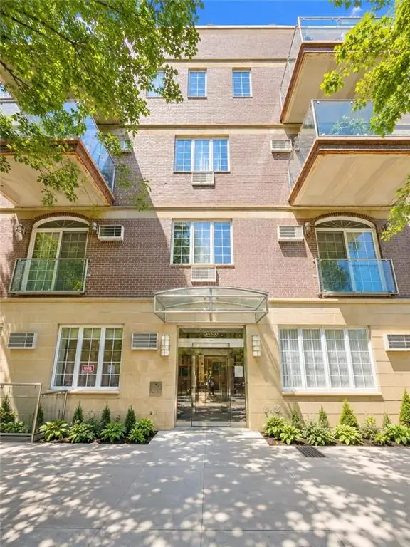 1570 West 10th Street #3A, Brooklyn, NY 11204 - #2