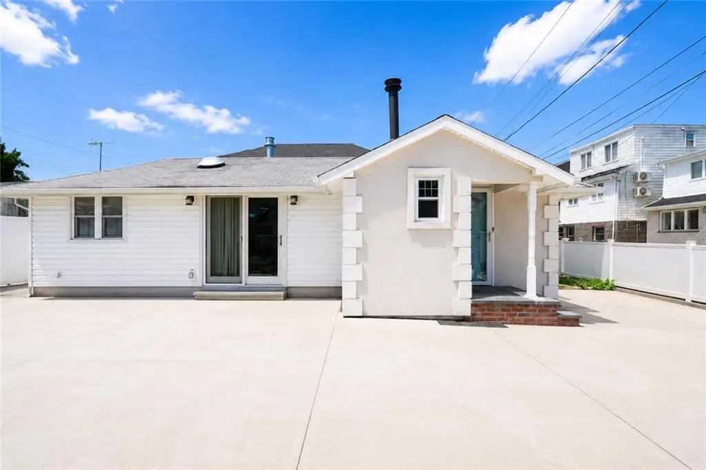 21 Seafoam Street, Staten Island, NY 10306 - #1