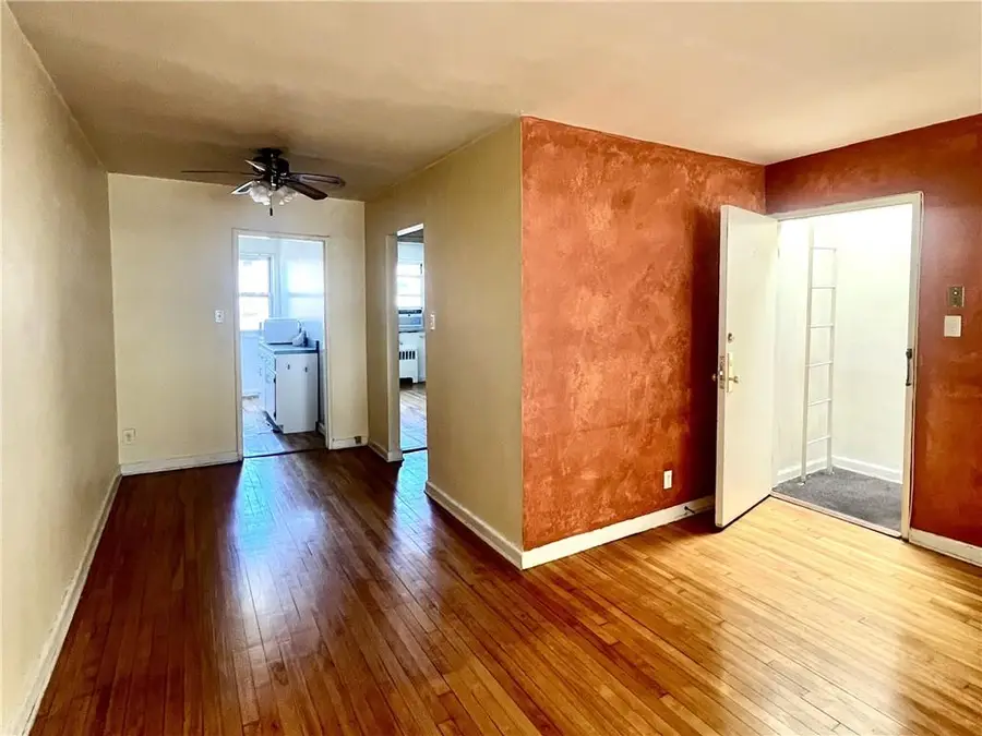1087 Shore Parkway #2B, Brooklyn, NY 11228 - #3