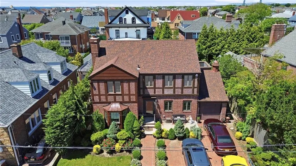 187 Beach 136th Street, Rockaway Park, NY 11694 - #1