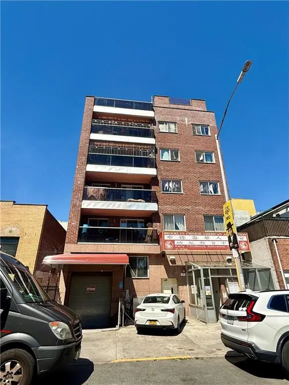 871 50th Street #4A, Brooklyn, NY 11220