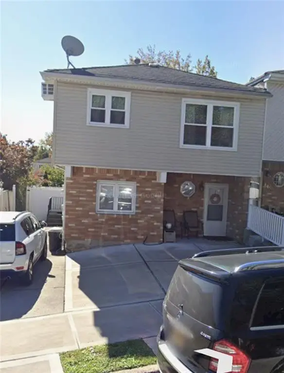 141 Marisa Circle, Staten  Island, NY 10309