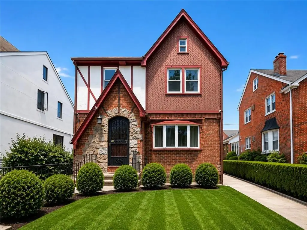 29 Exeter Street, Brooklyn, NY 11235 - #1