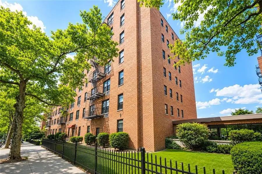 100 Colfax Avenue #3Z, Staten Island, NY 10306 - #3