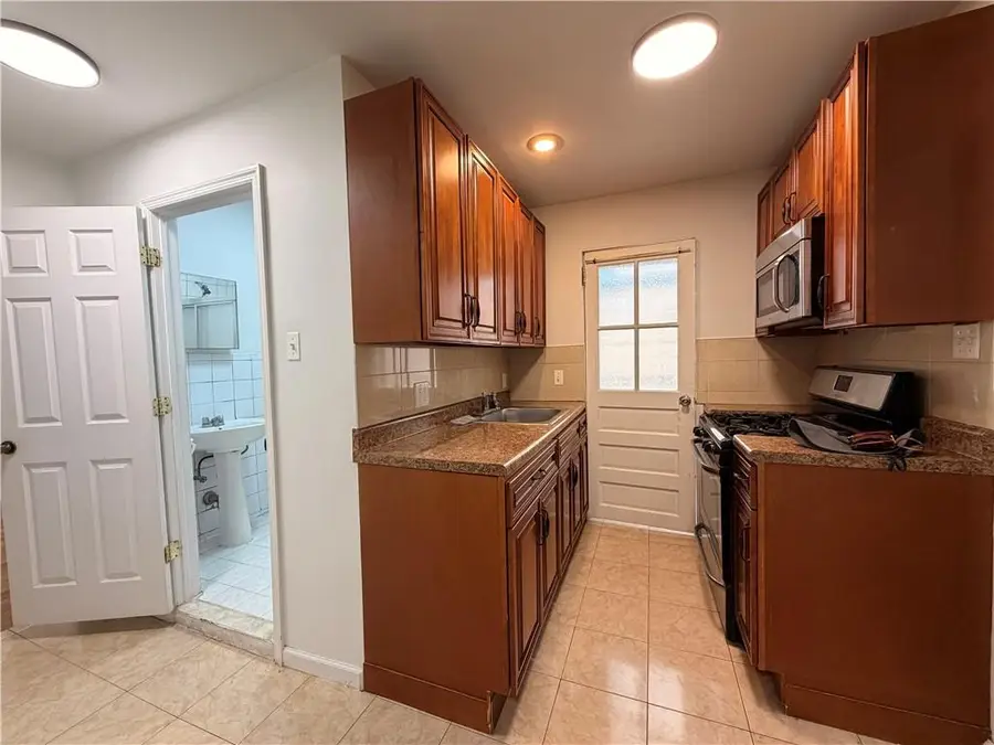 30 West End Ave #6, Brooklyn, NY 11235 - #3