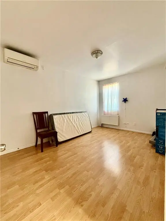 185 Bay 11th Street, Brooklyn, NY 11228