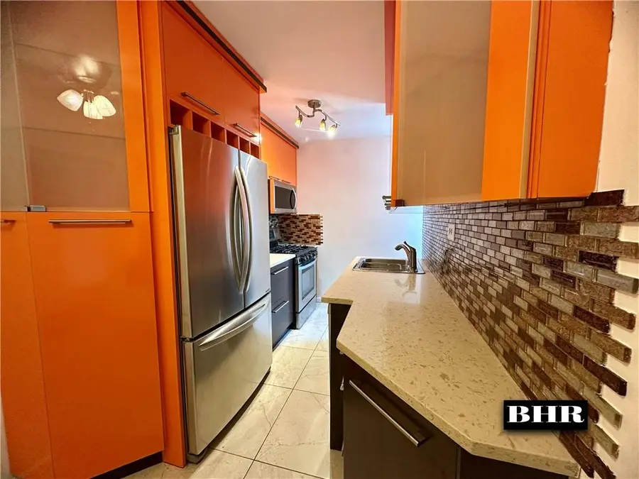 2461 East 29th Street #5G, Brooklyn, NY 11235 - #3