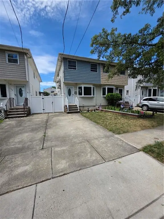 140 Stobe Avenue, Staten Island, NY 10306 - #2