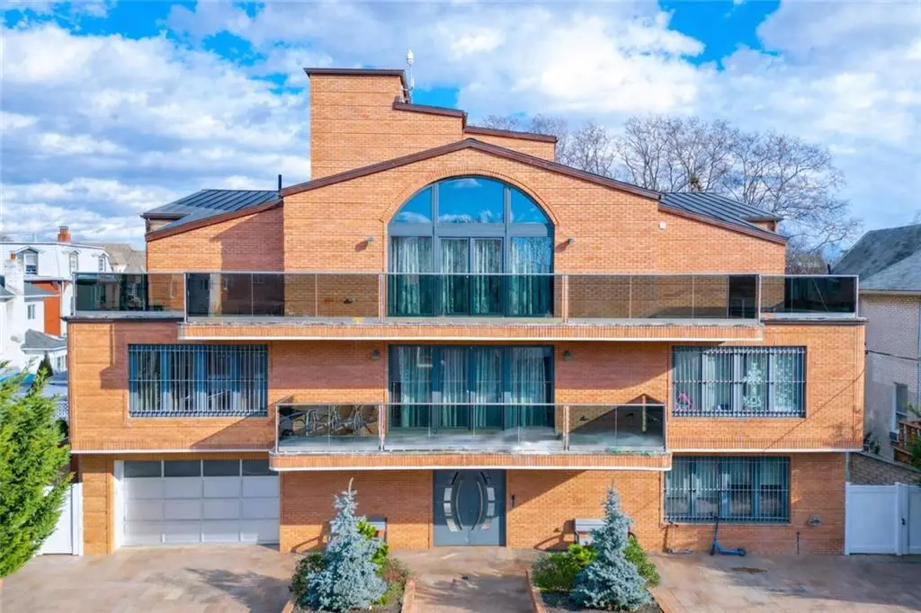 2711 East 26th Street, Brooklyn, NY 11235 - #1