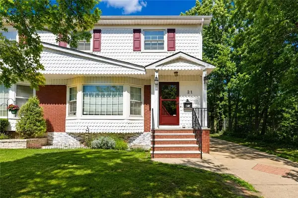 21 Lindenwood Avenue, Staten  Island, NY 10305
