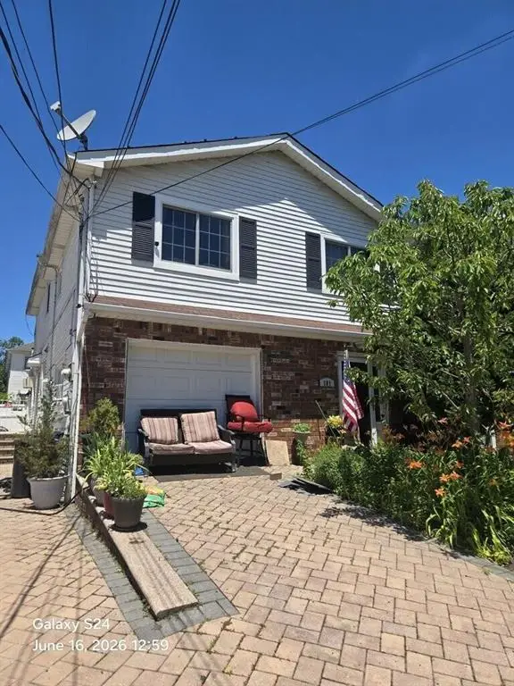 181 Mosely Avenue, Staten Island, NY 10302 - #2