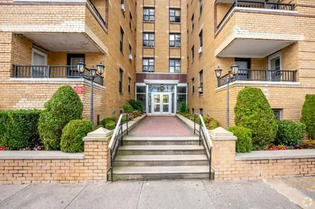 150 West End Avenue #3G, Brooklyn, NY 11235 - #2