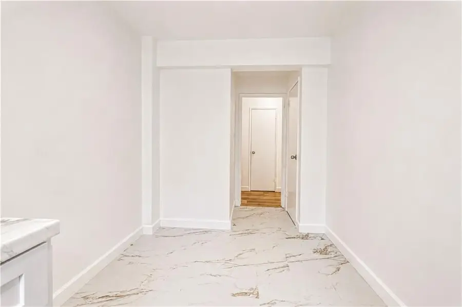 221 Mcdonald Avenue East #5g, Brooklyn, NY 11218 - #2
