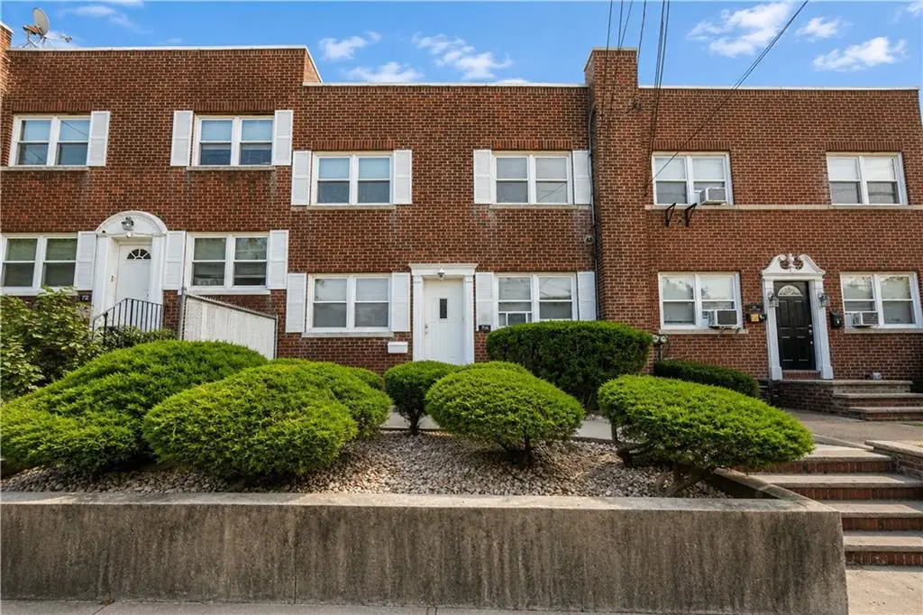 76 Dongan Avenue, Staten Island, NY 10314 - #1