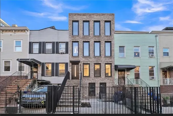 266 10th Street #1, Brooklyn, NY 11215