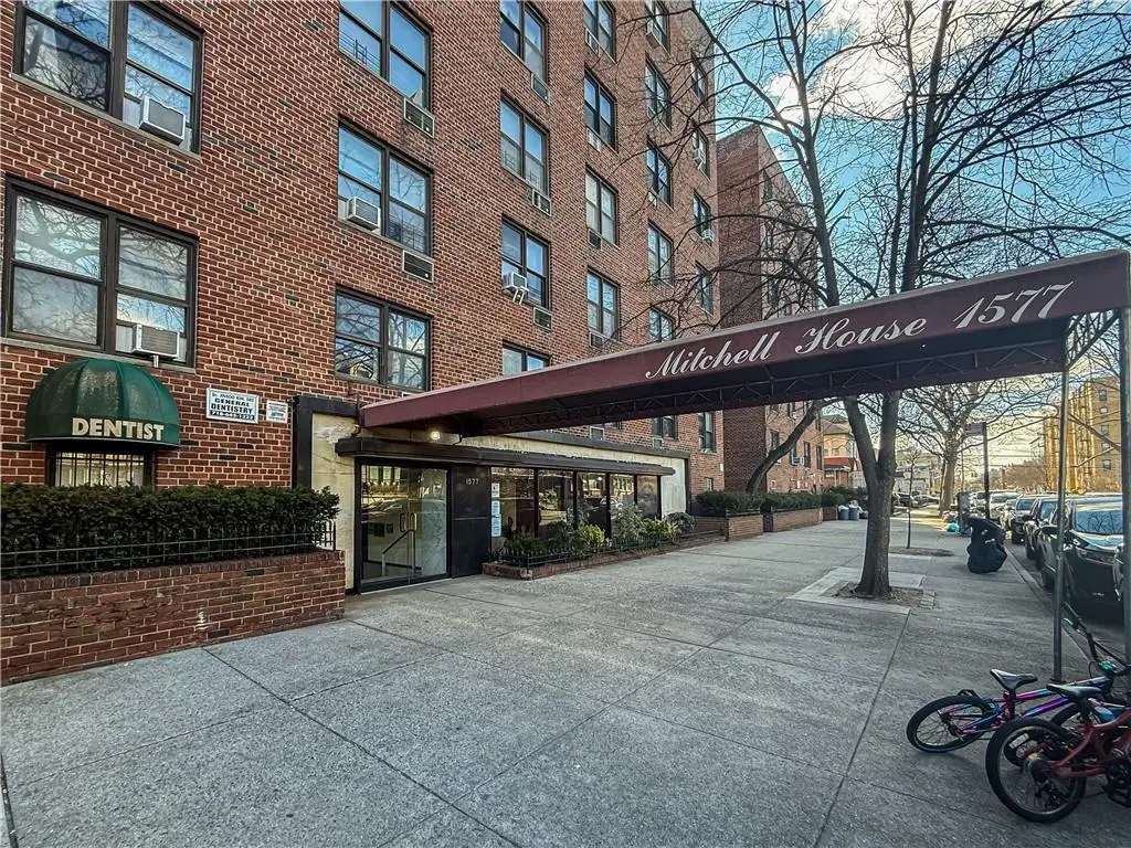 1577 East 17th Street #4L, Brooklyn, NY 11230 - #1