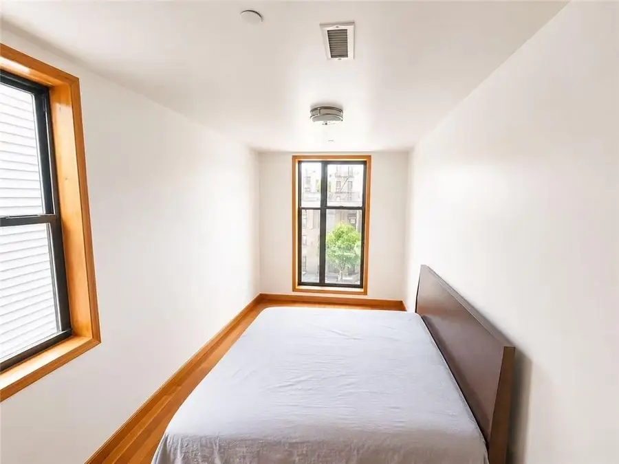 12-08 30th Drive #2A, Astoria, NY 11102 - #2