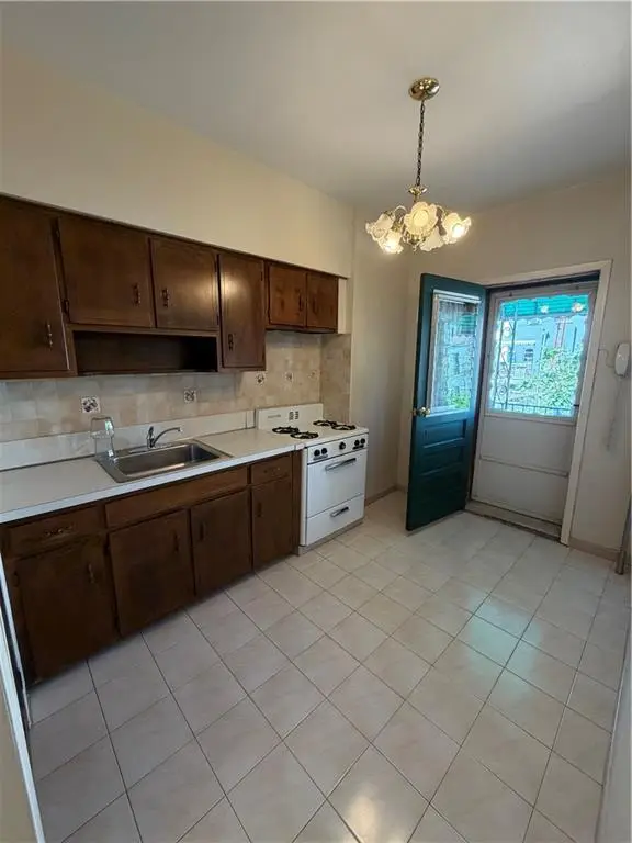 1263 Bay Ridge Parkway, Brooklyn, NY 11218 - #2