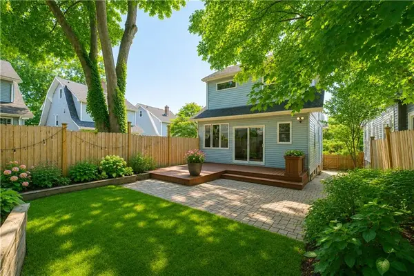 30 East Buchanan Street, Staten  Island, NY 10301