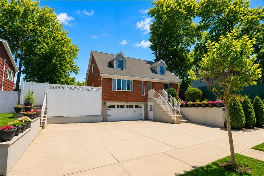 163 Bennett Avenue, Staten Island, NY 10312 - #2