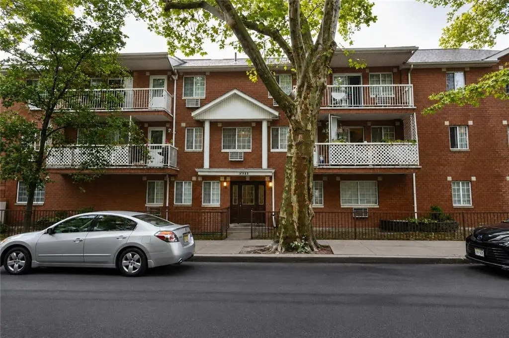 3511 Shore Parkway #2C, Brooklyn, NY 11235 - #1