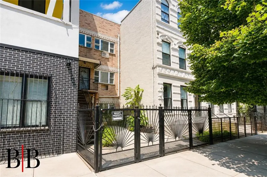 166 Stuyvesant Avenue, Brooklyn, NY 11221 - #3