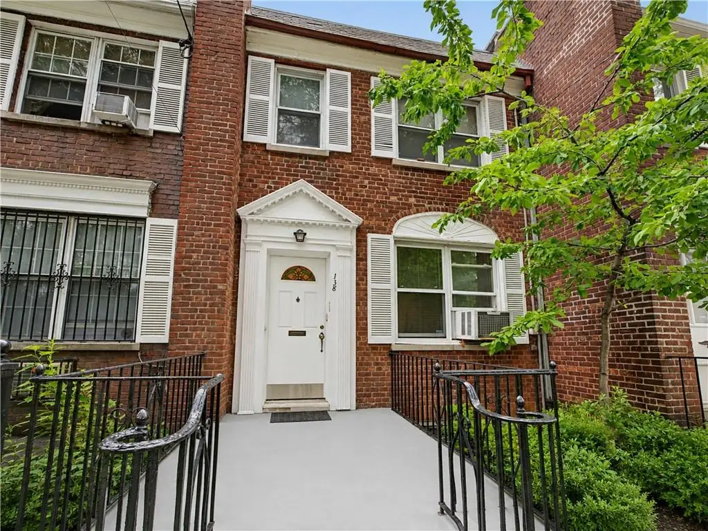 138 Van Cortlandt Park S, Bronx, NY 10463 - #1