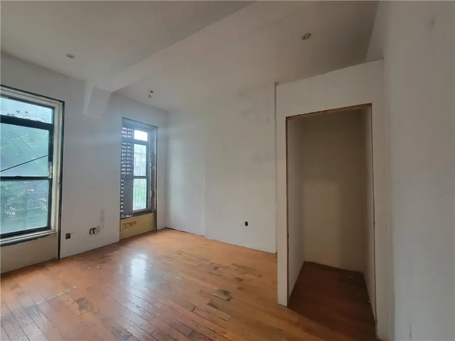 211 Van Buren Street, Brooklyn, NY 11221 - #3