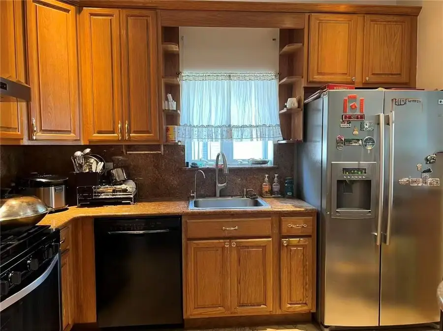 119 Bay 31st Street #2A, Brooklyn, NY 11214 - #3