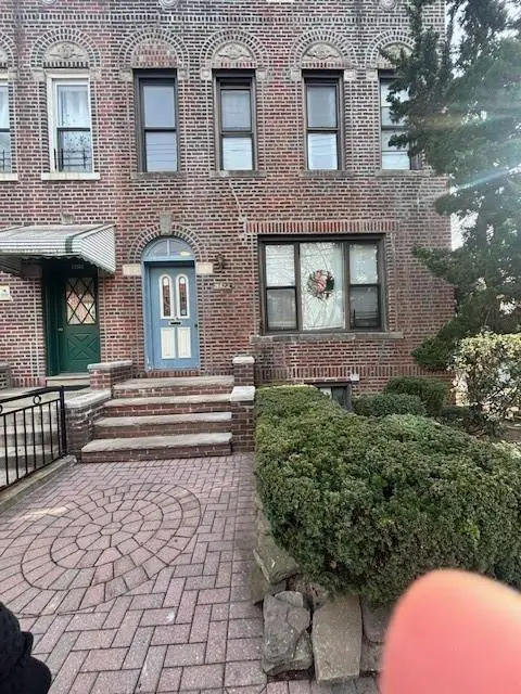 8423 14th Avenue, Brooklyn, NY 11228