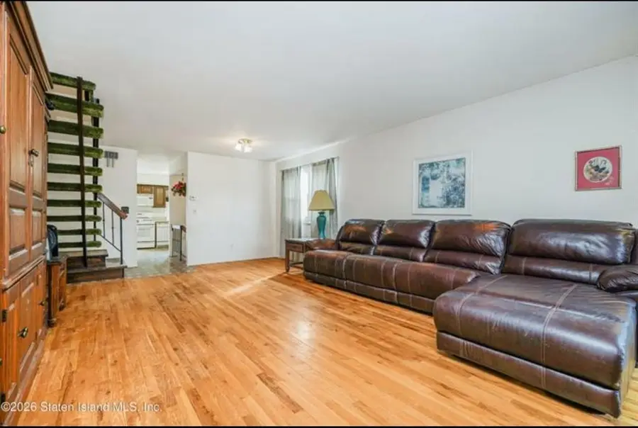 71 Walnut Avenue, Staten Island, NY 10308 - #3