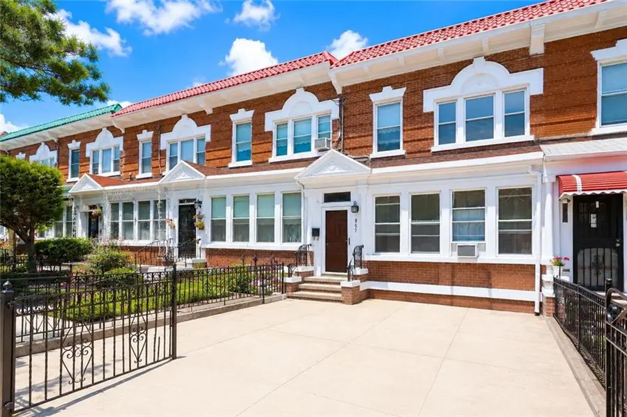 957 Bay Ridge Avenue, Brooklyn, NY 11219 - #2