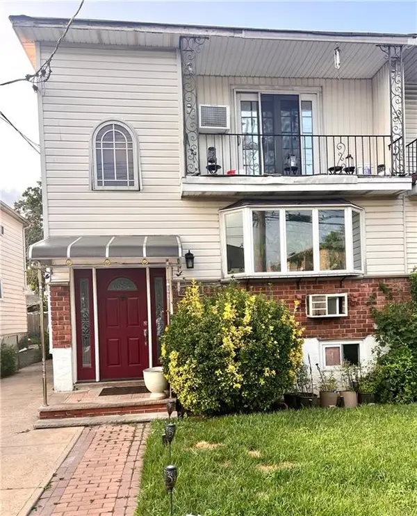 25535 149th Road, Rosedale, NY 11422