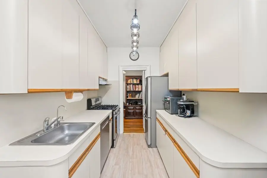 7119 Shore Road #6H, Brooklyn, NY 11209 - #3