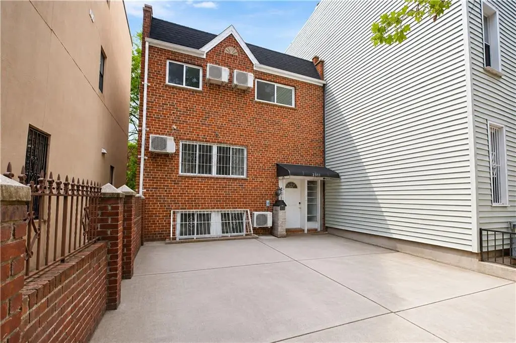 251 67th Street, Brooklyn, NY 11220 - #1