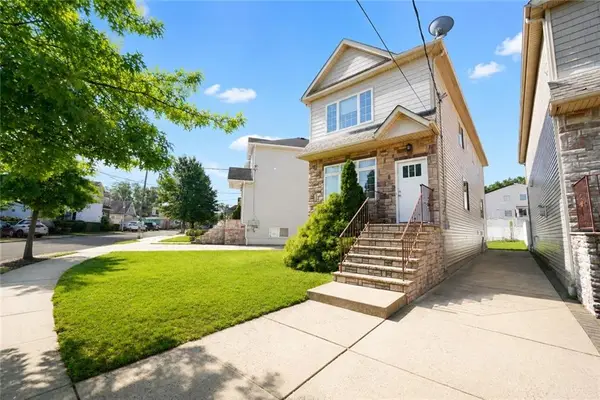 32 Wild Avenue, State Island, NY 10314