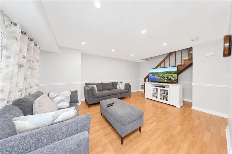 1248 Richmond Avenue #1, Staten Island, NY 10314 - #3