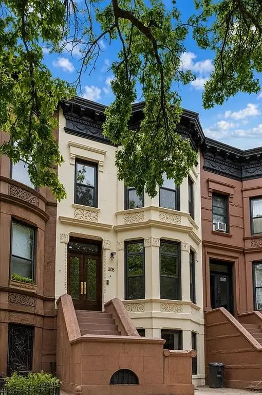 208 Lincoln Road, Brooklyn, NY 11225